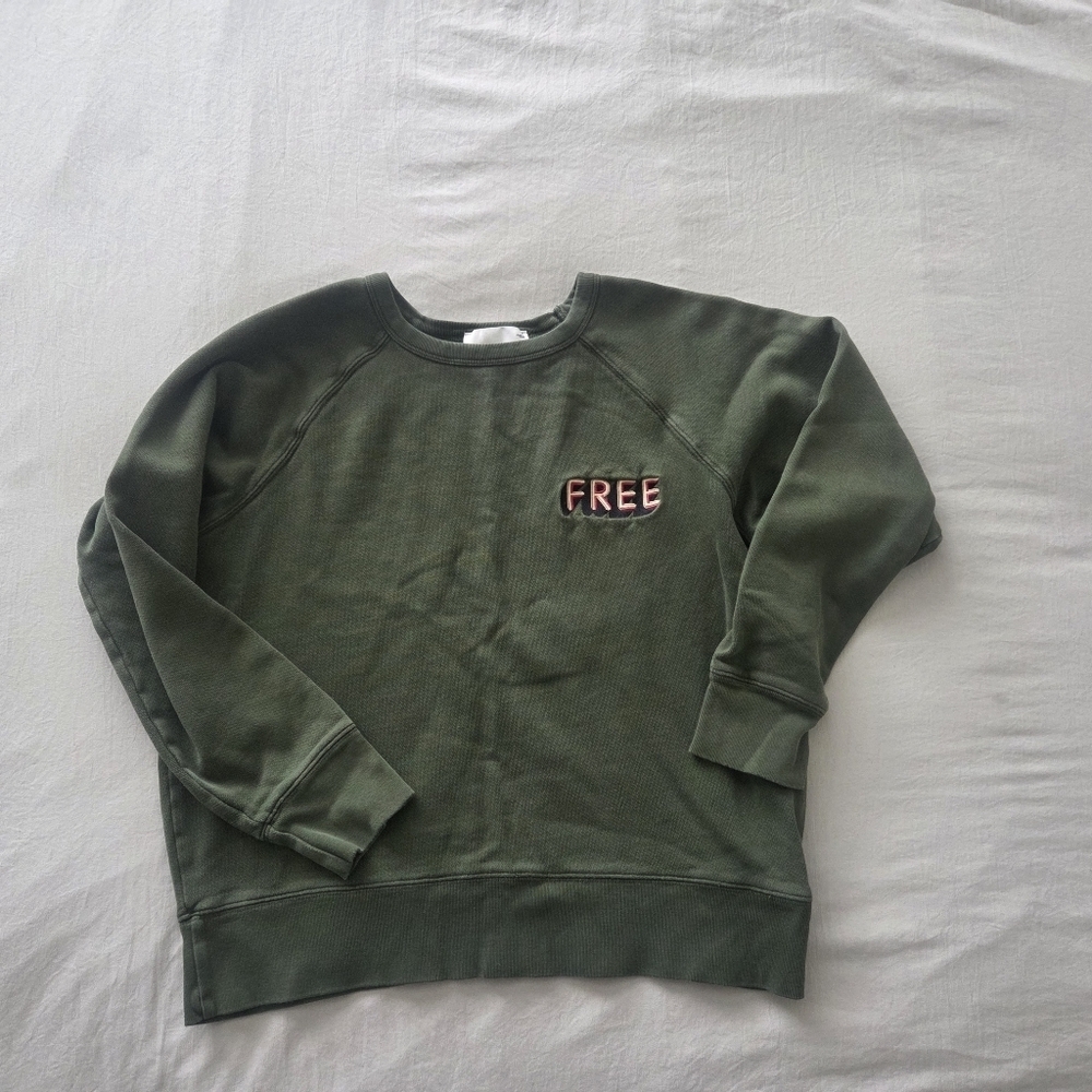 Aritzia Wilfred Free Airy Fleece Boyfriend Crew sweatshirt in forest green Small